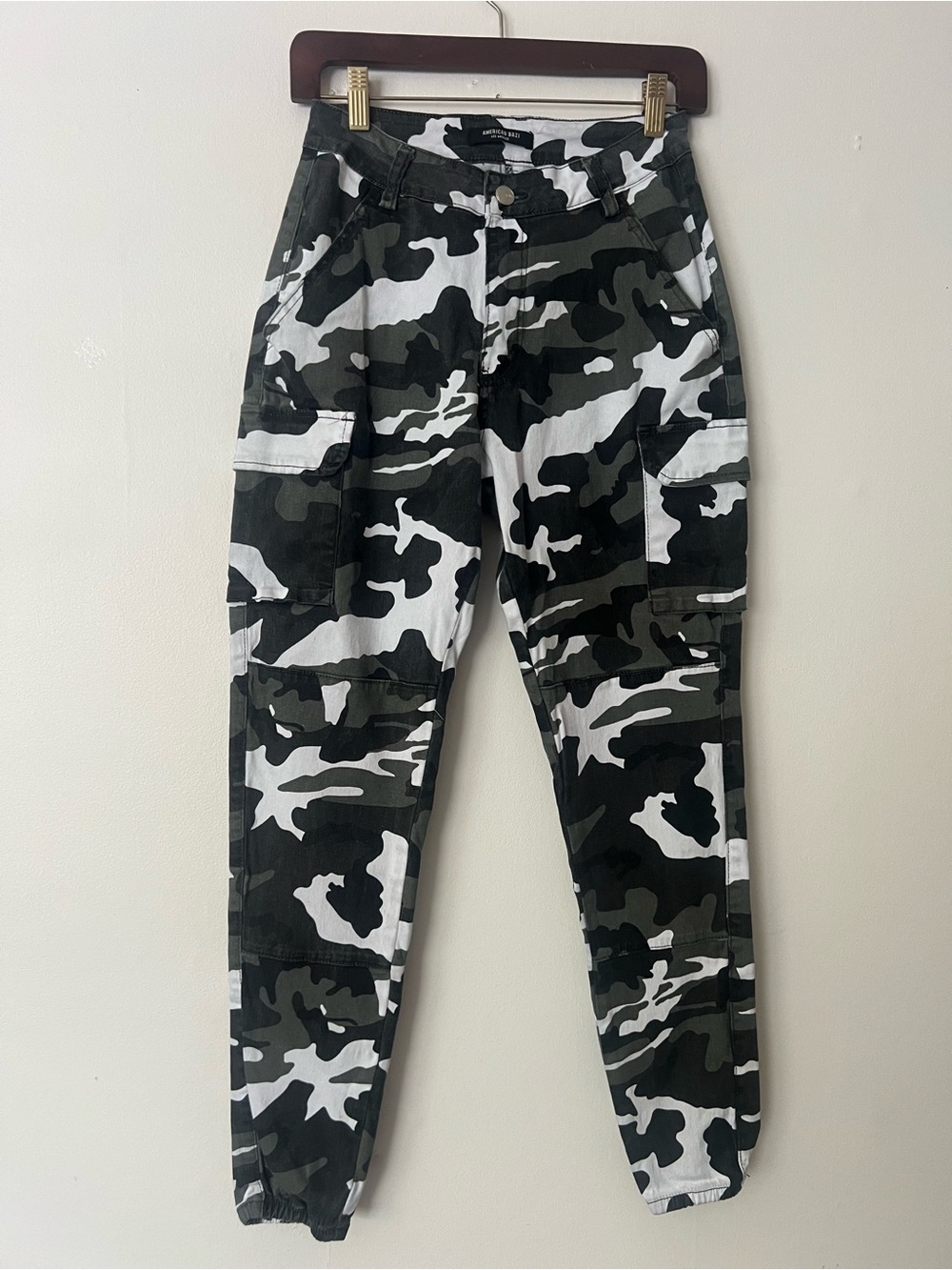 American Bazi Black/White Camo Cargo Joggers, women’s M, Streetwear Y2K casual